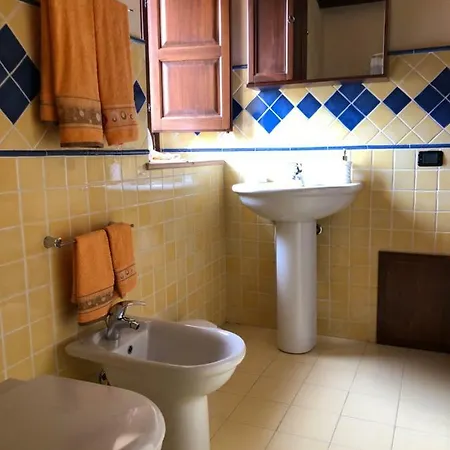 Ilardo Alloggio per agriturismo *
